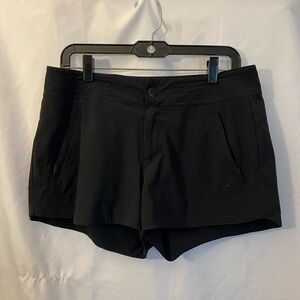 Athleta Black Athletic Shorts Performance Fit size 6